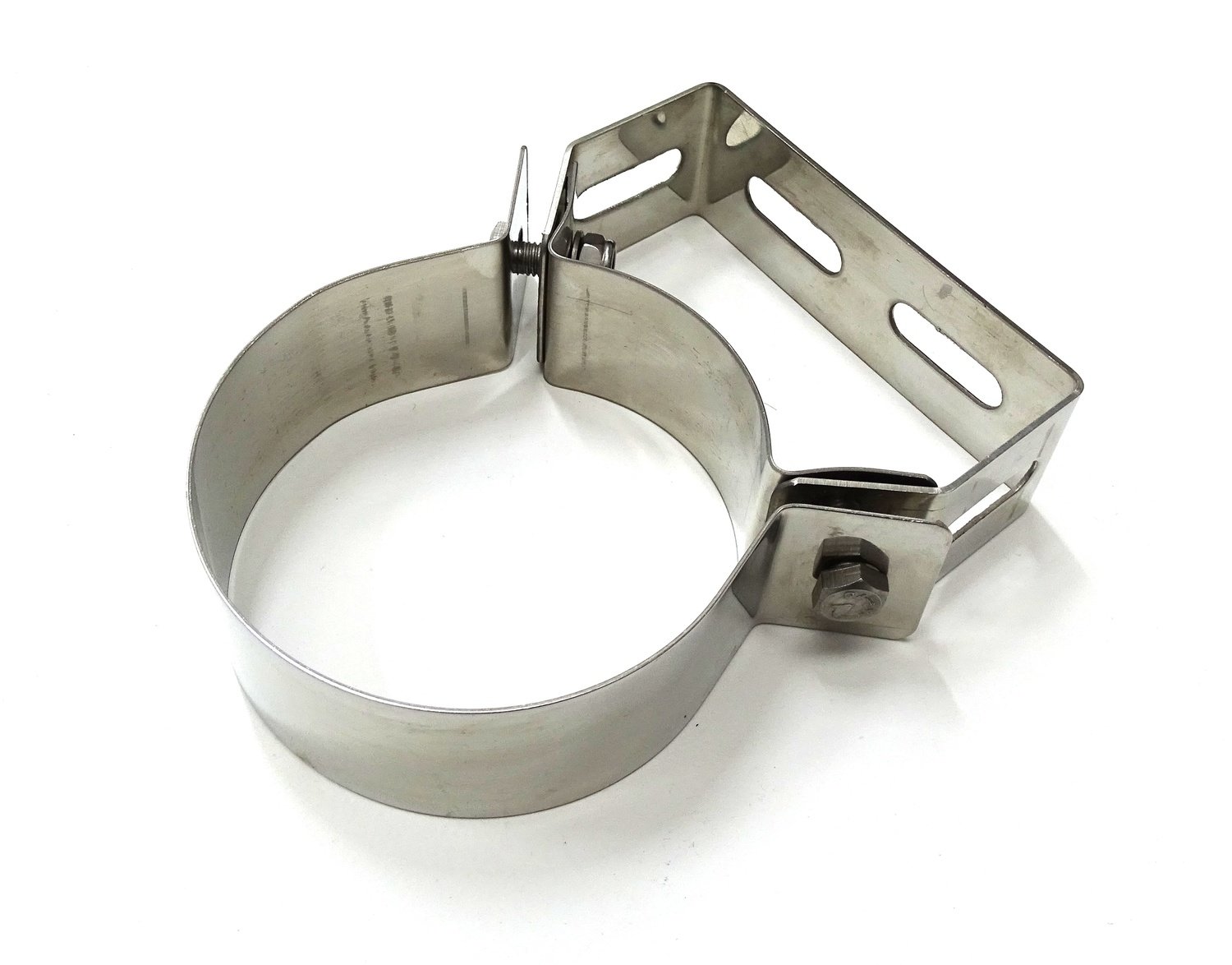 Wall Mounting Bracket for 100mm Ø Pipework