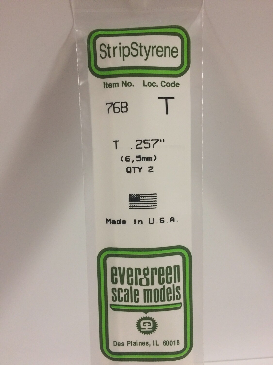 768 - OPAQUE WHITE POLYSTYRENE T SHAPE