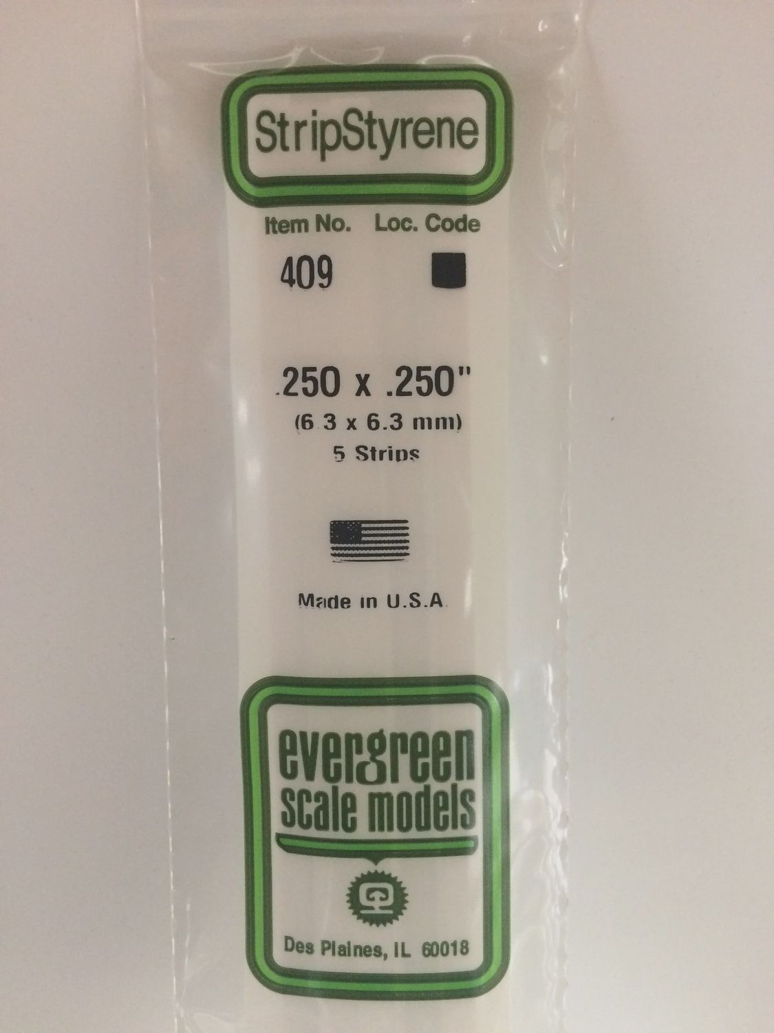 409 - OPAQUE WHITE POLYSTYRENE STRIP