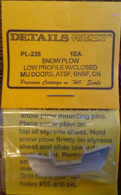 Snow Plow Low Profile Closed MU Doors HO