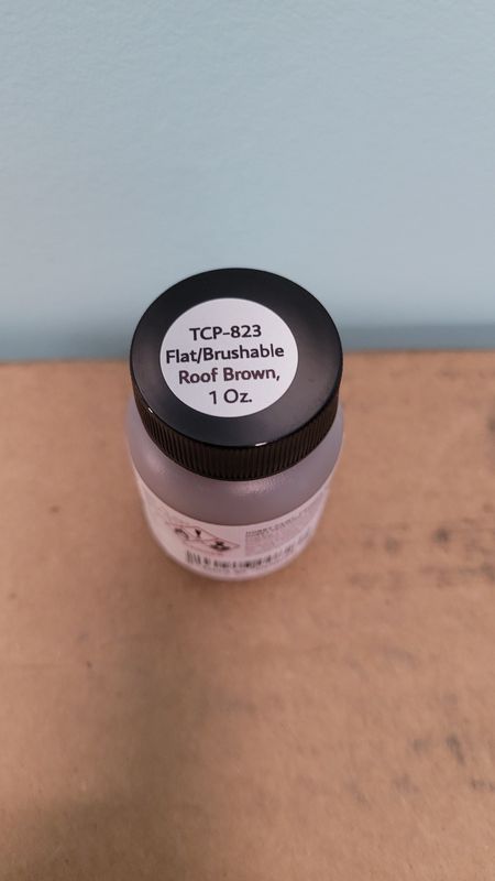 Flat Roof Brown (Brush able) 1 Ounce