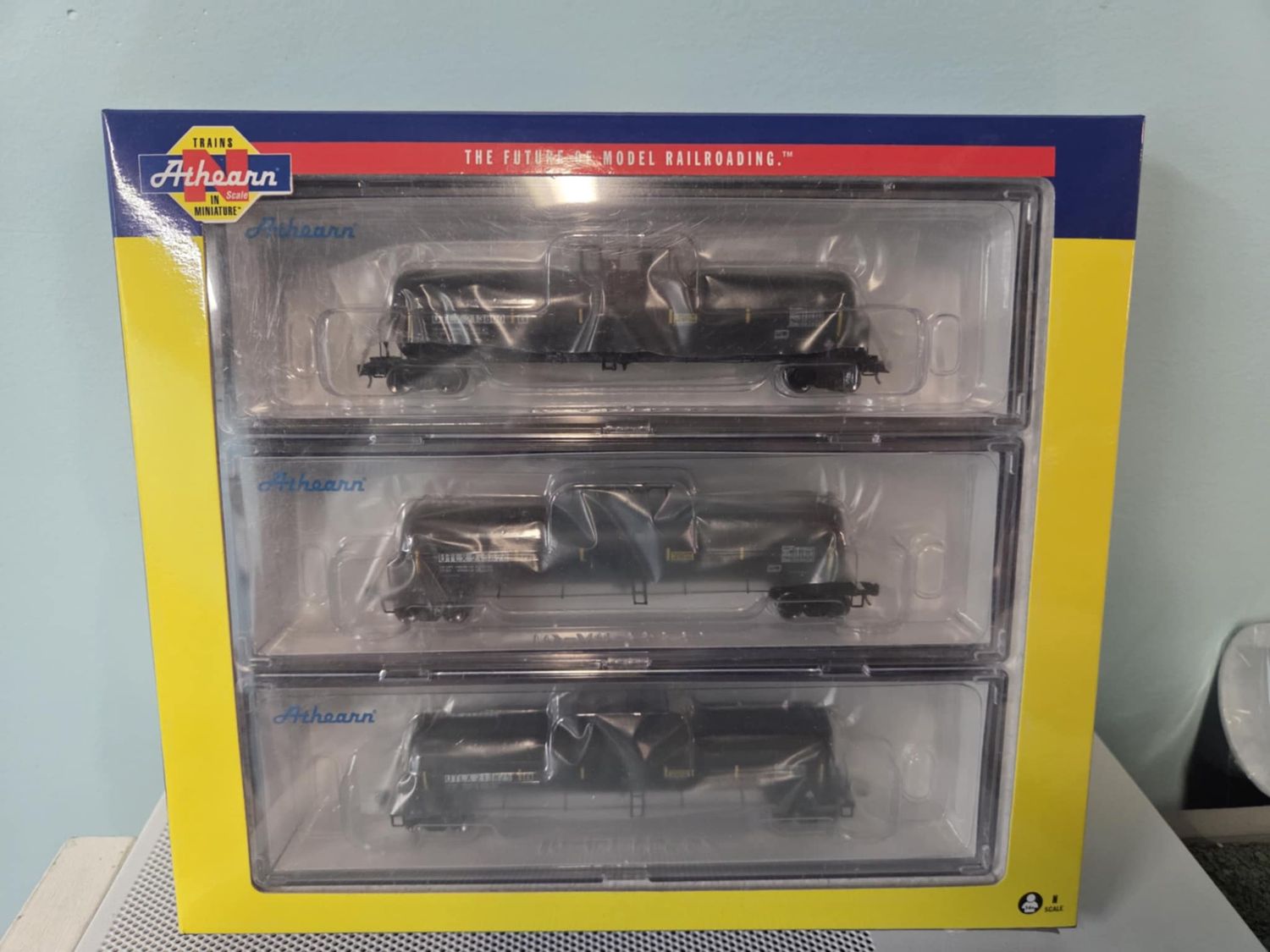30K Ethanol Tank Cars 3 pack UTLX Set 1