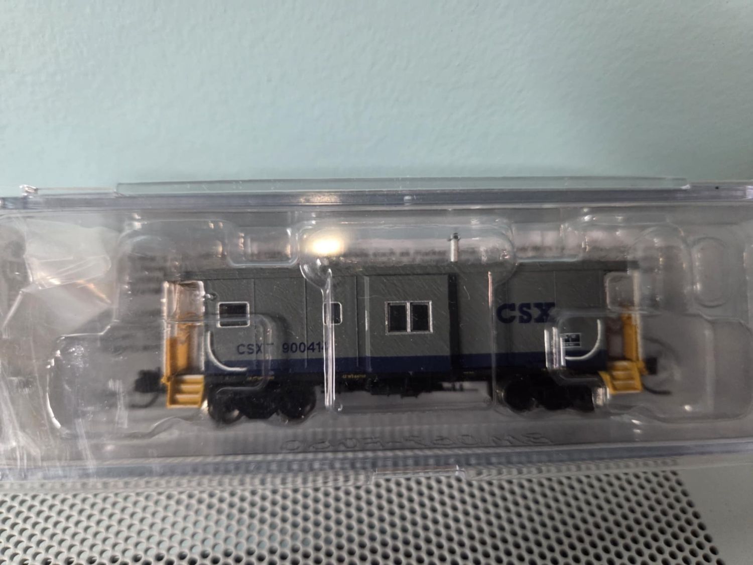 4 Bay Window Caboose CSX NY2 #900414