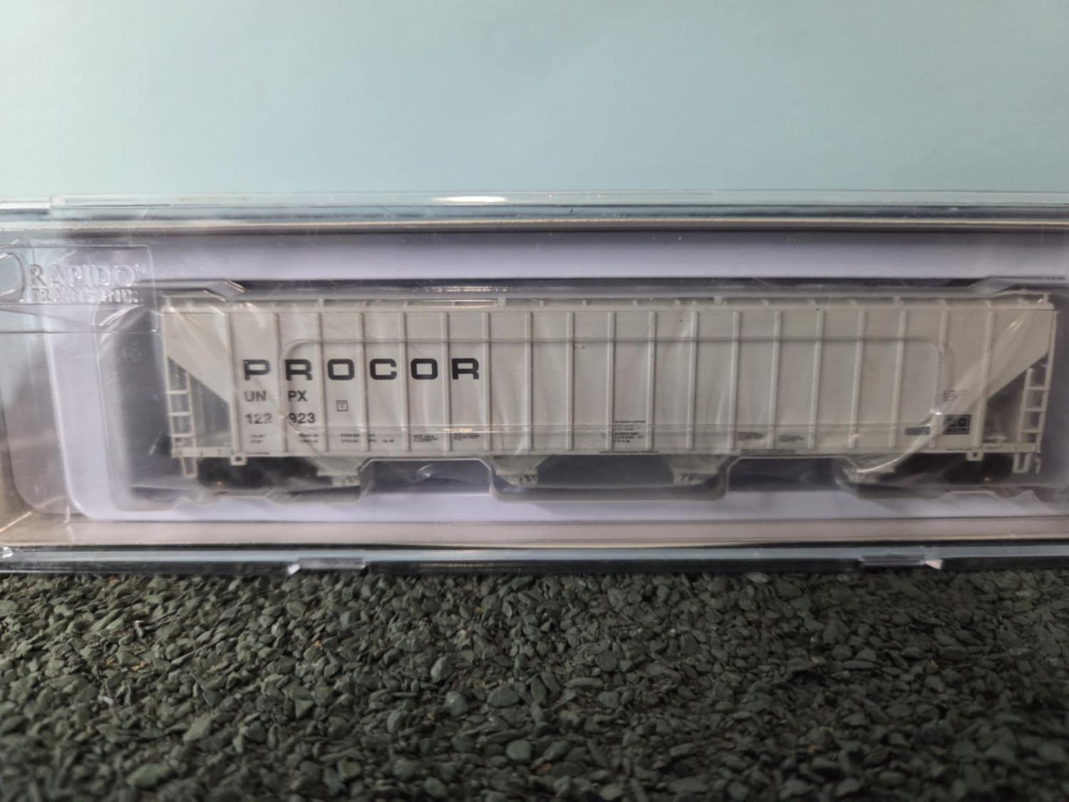 5820 Covered Hopper UNPX #122923