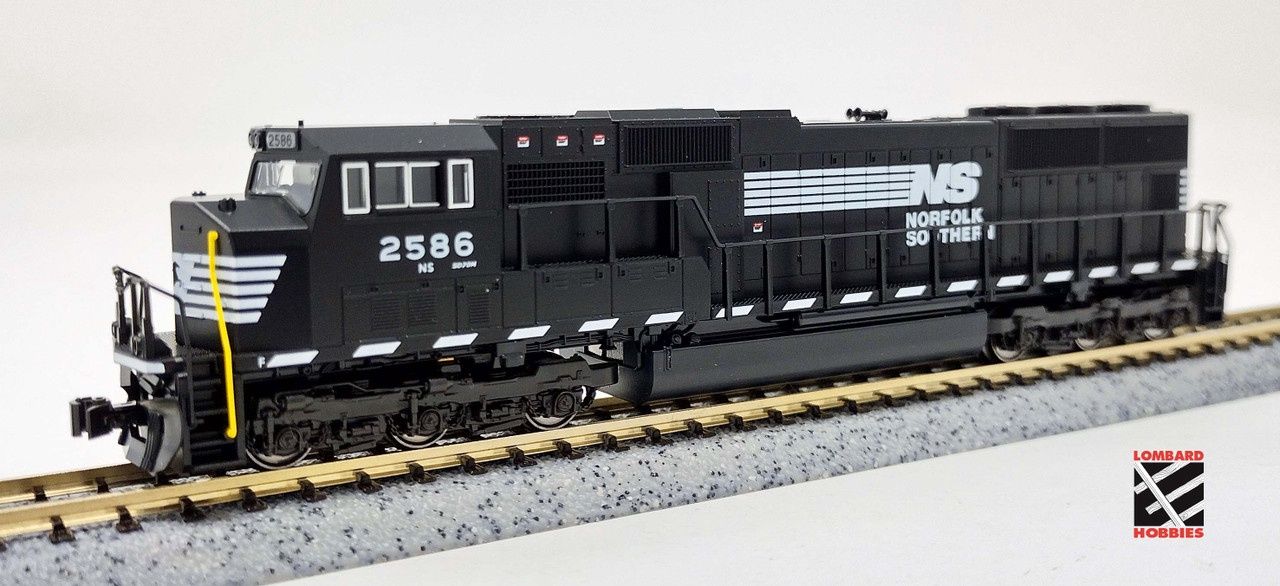 EMD SD70M w/Standard Flat Radiators NS #2586 DC