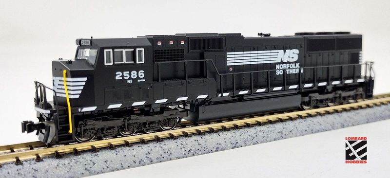 EMD SD70M w/Standard Flat Radiators NS #2586 DC