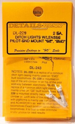 Ditch Lights w/ Lenses Pilot - End Mount GE EMD