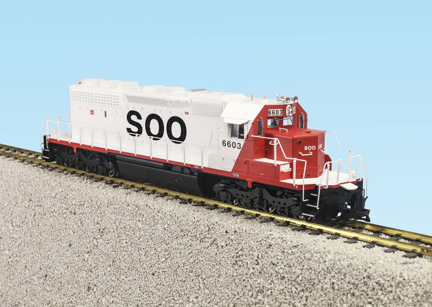 SOO LINE SD40-2 WHITE/RED, Road Number: 6601