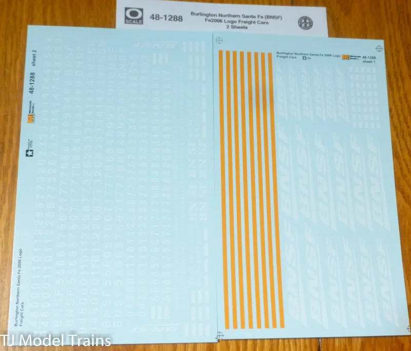 Burlington Northern Santa Fe (BNSF) Fe26 Logo Freight Cars 2 sheets
