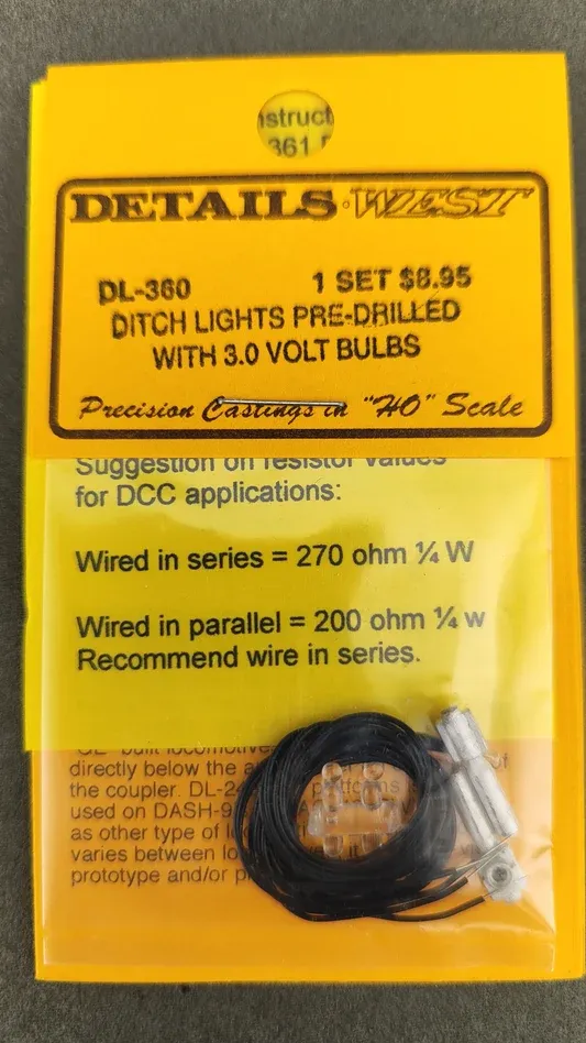 Ditch Lights Pre-Drilled w/ 3.0 Volt Bulbs