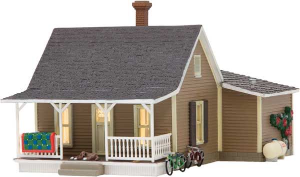 Granny's House - Built &amp; Ready N Scale