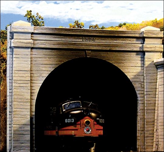 N Double Track Concrete Tunnel Portal 2-Pack