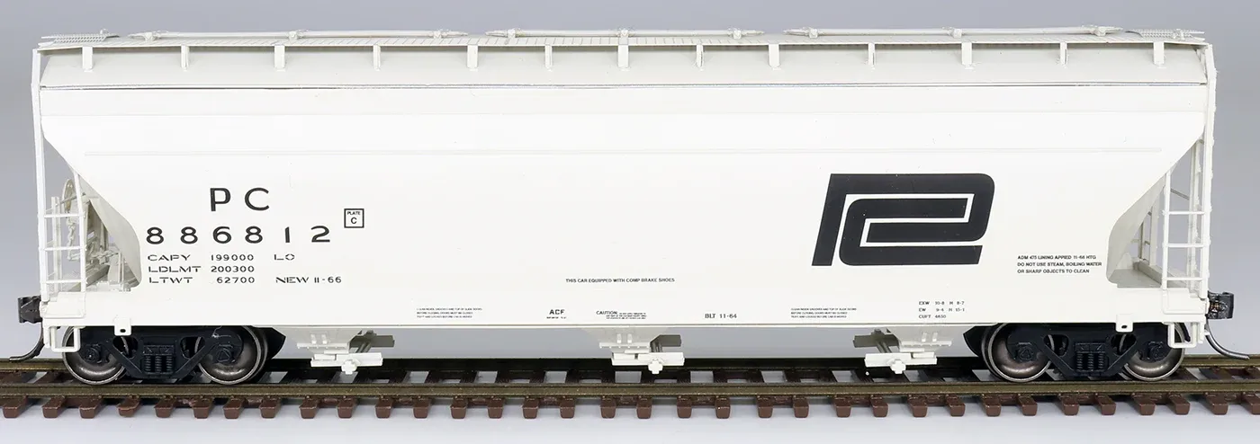 ACF 4650 Covered Hopper Penn Central #886800