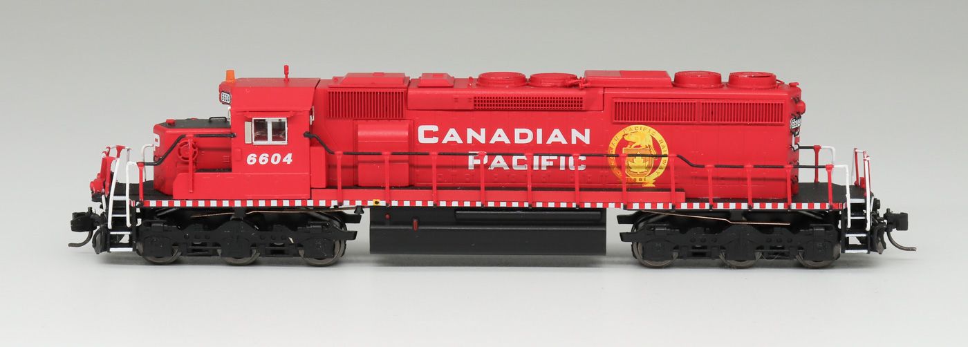 N SD40-2 Canadian Pacific - Golden Beaver #6613 DC