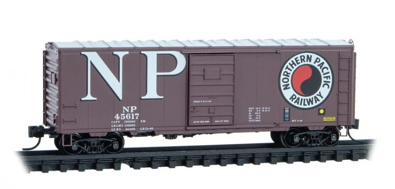 40' Standard Box Car, Single Door, Full Ladders, w/o Roofwalk - Northern Pacific, Rd # NP 45617