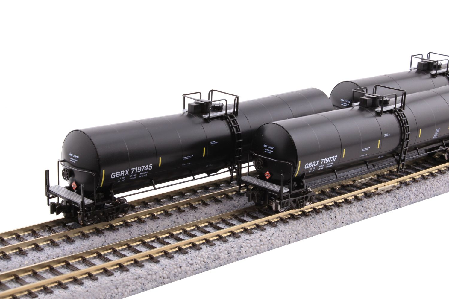 N Greenbrier Tank Car 8 Car Set, GBRX Set B