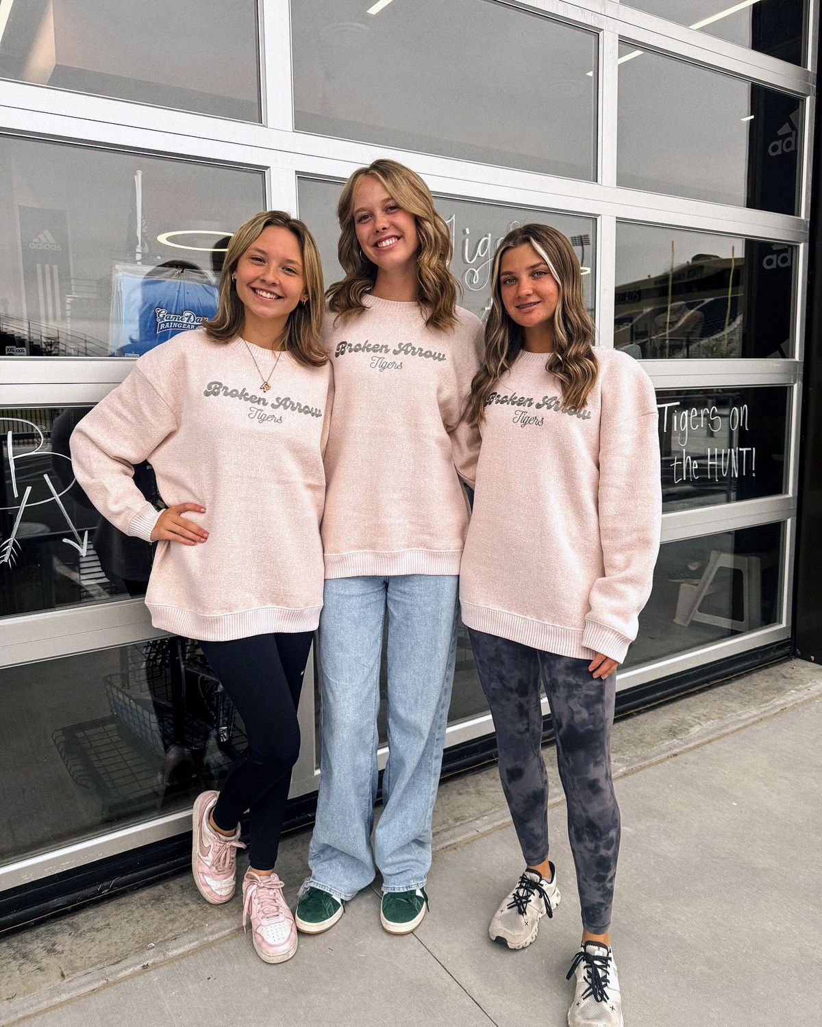 SUNFLOWER CREW SWEATSHIRT, LADIES