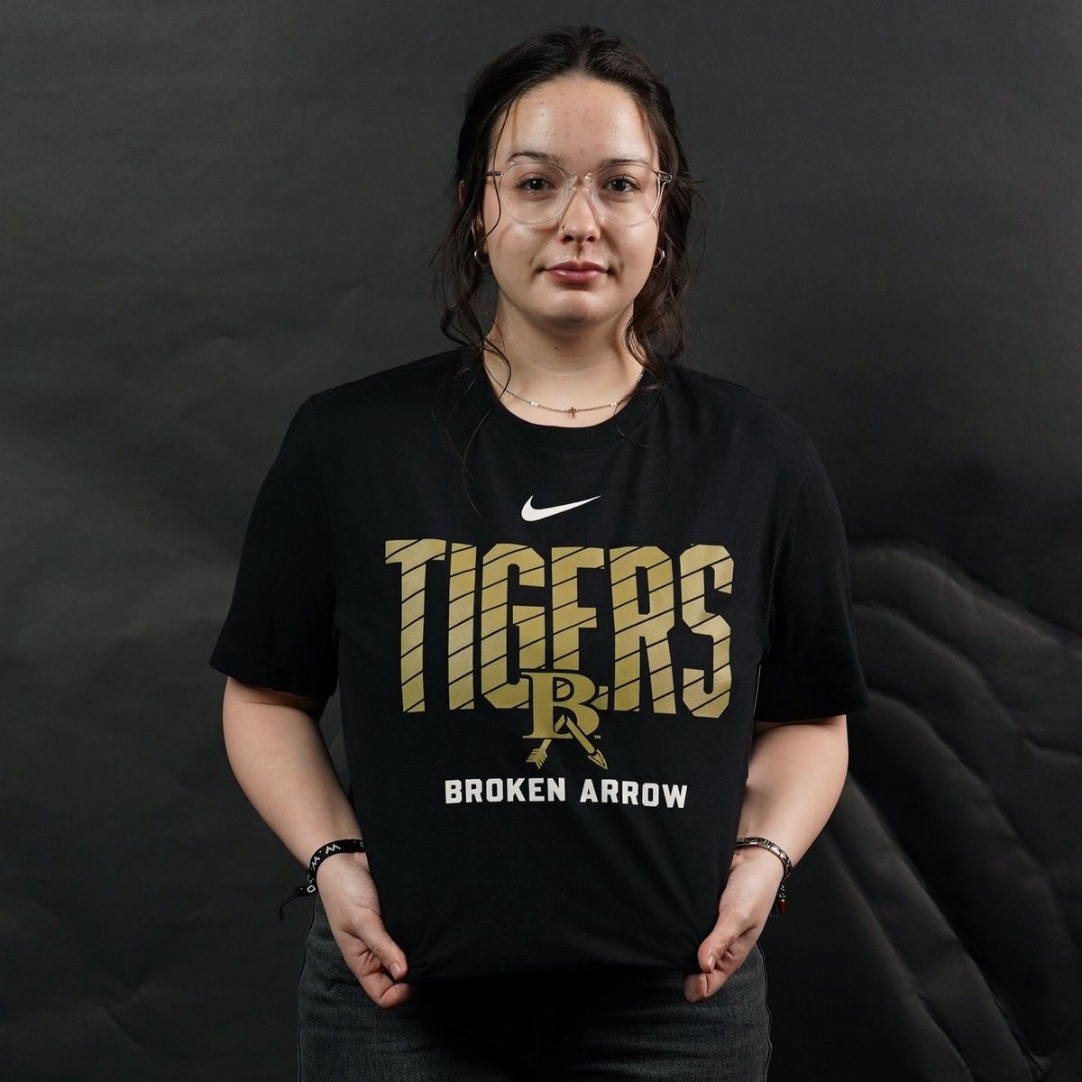NIKE CORE TEE - STRIPED TIGERS