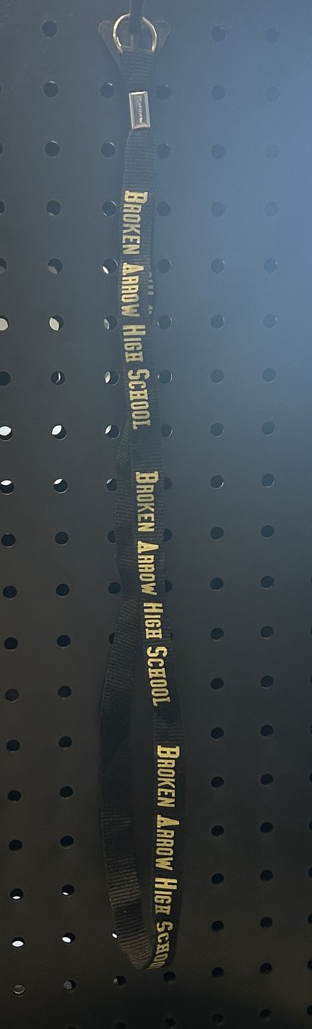 WIDE BLACK LANYARD