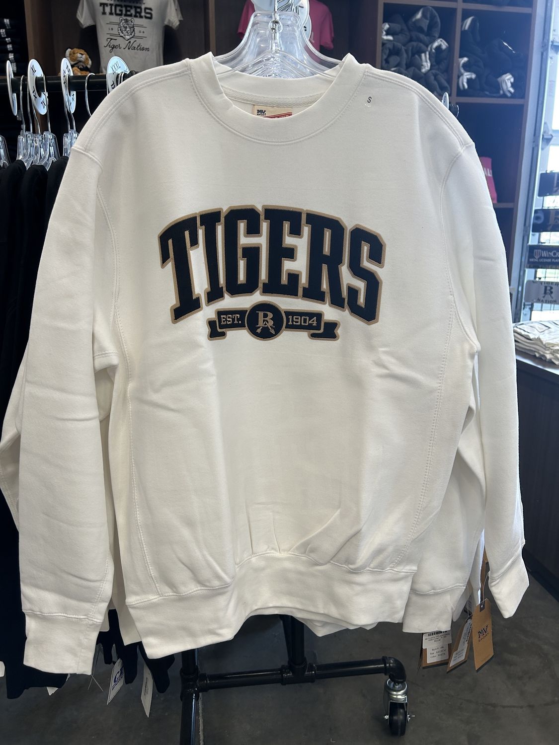 MV FUSION APPLIQUE CREW SWEATSHIRT- 25