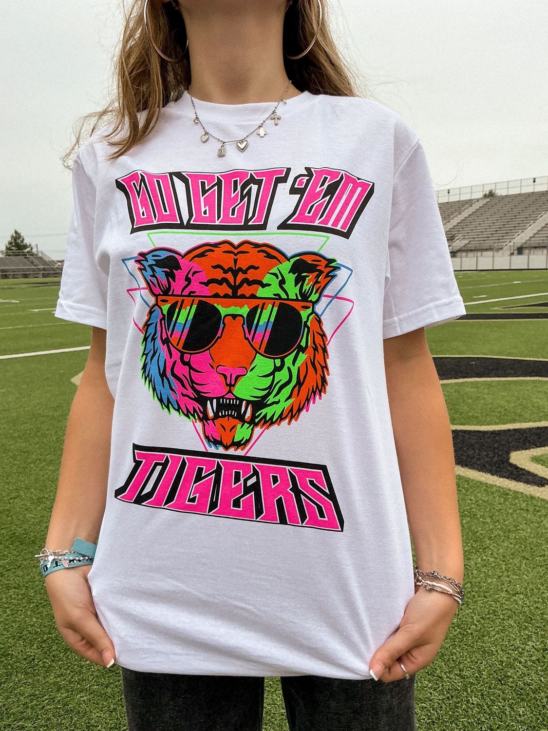 NEON 25F