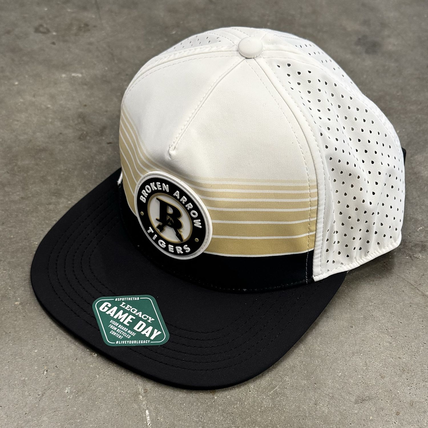 L2 GAMEDAY STRIPE HAT