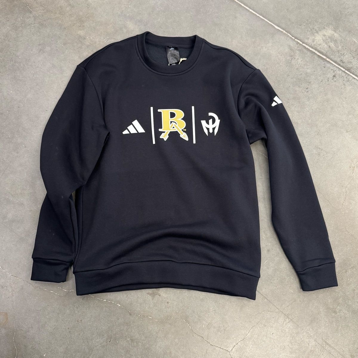 AD 3 LOGO CREW SWEATSHIRT