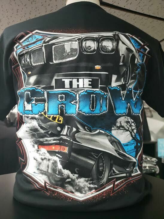 black t shirt male