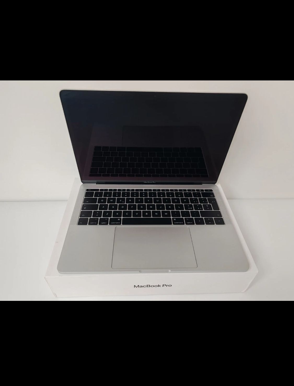 APPLE MACBOOK PRO A1708 13&quot; 2016 INTEL CORE i5 DUAL CORE 8GB RAM 256GB SSD