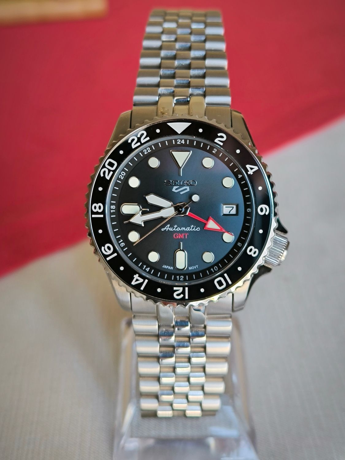Seiko Mod Black GMT 42mm NH34 Automatic watch