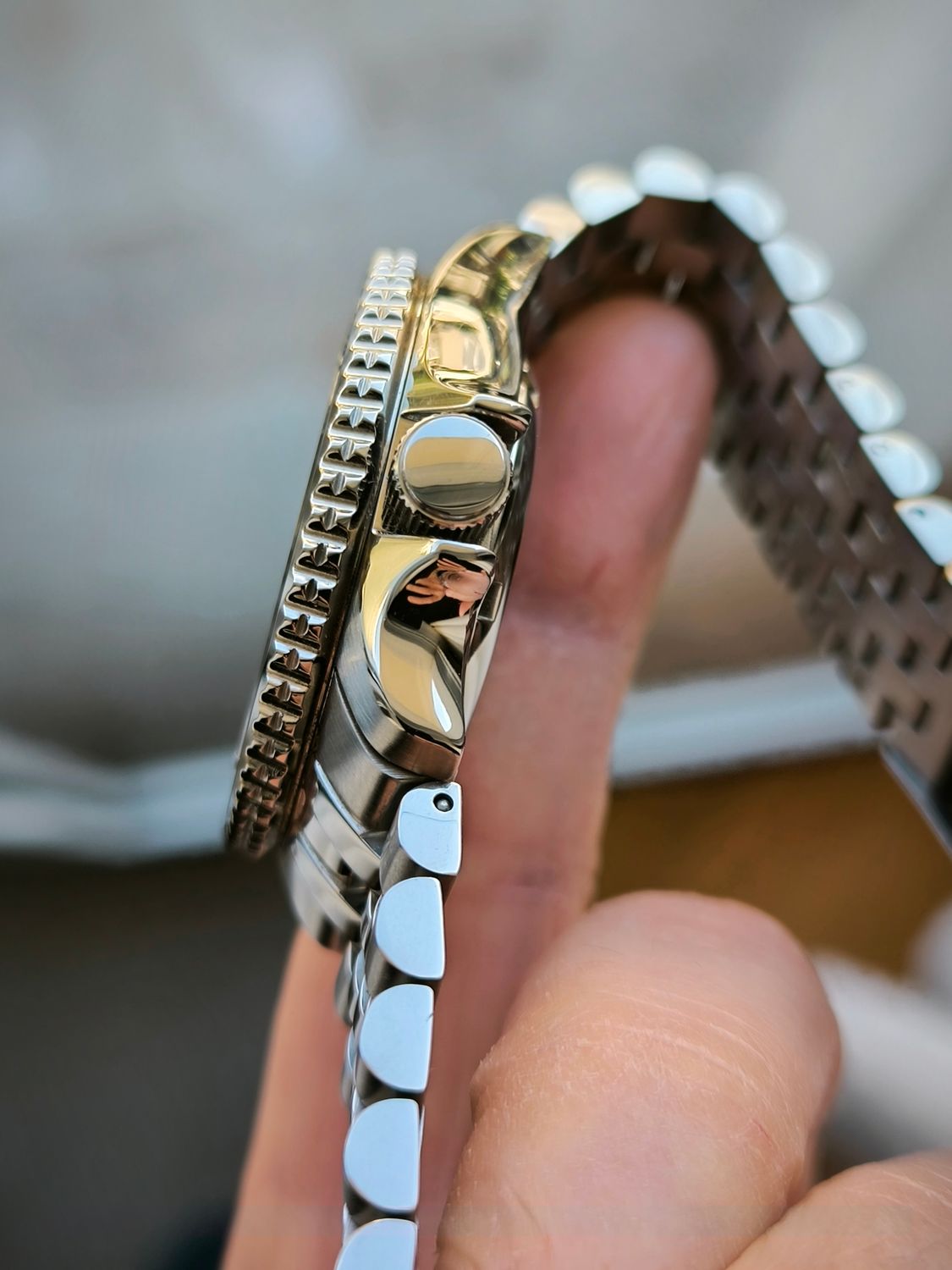 Seiko Mod Black GMT 42mm NH34 Automatic watch