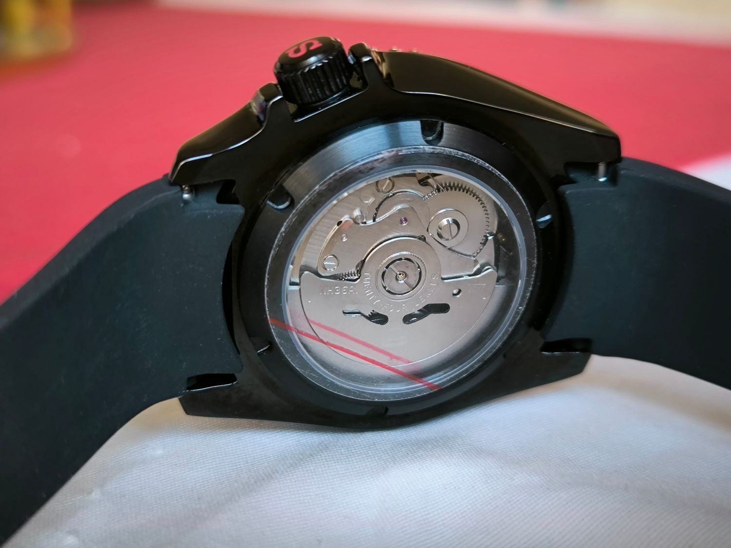 Seiko Mod Skx Black Red 42mm NH36 Automatic watch