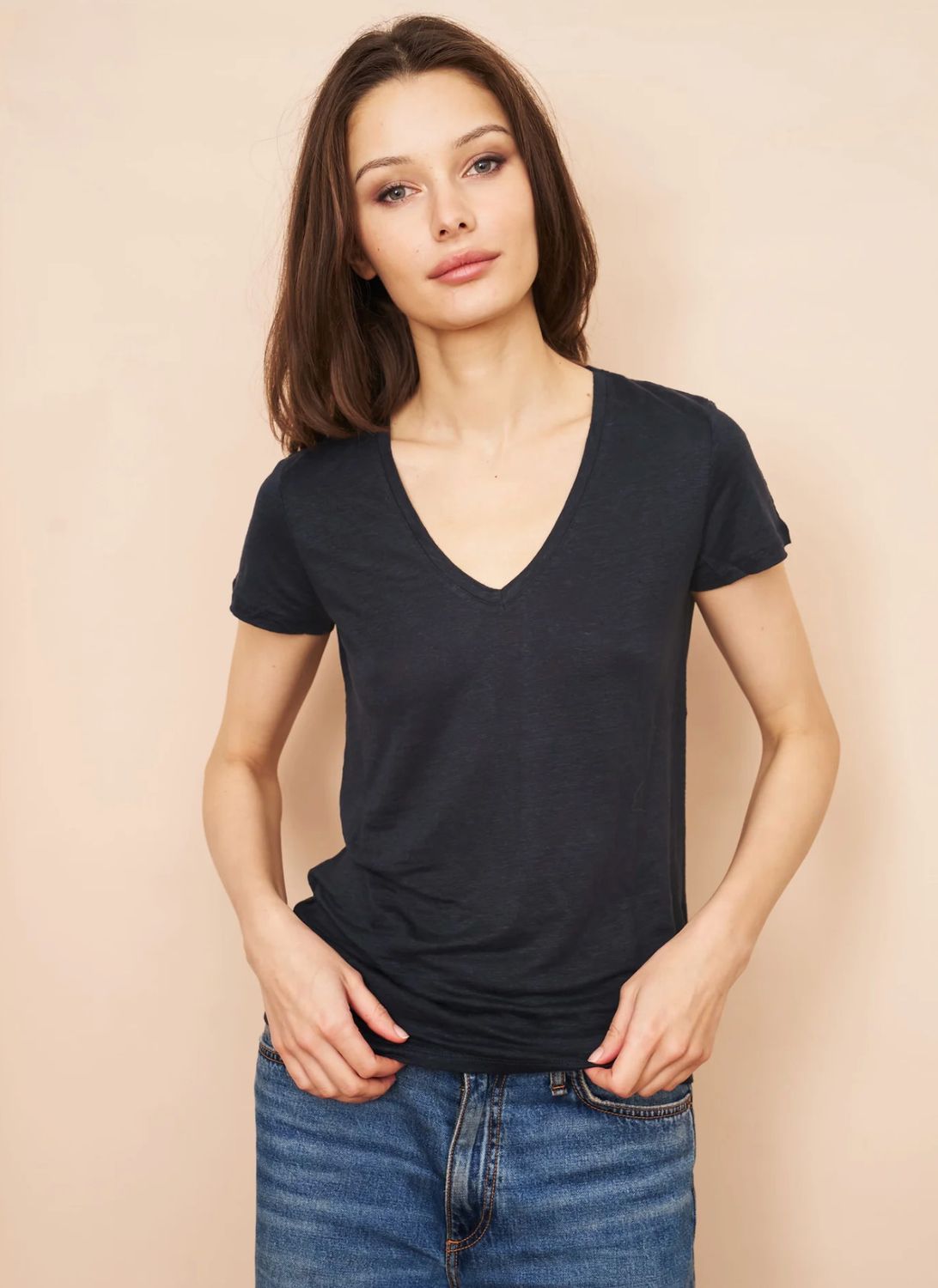 Stretch Linen Short Sleeve V-neck (M011FTS164)