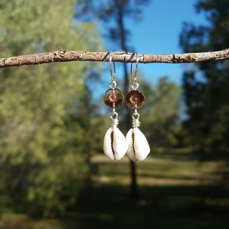 Cowrie & Coastal Bloom Earrings - Golden Sunset Cowrie & Coastal Bloom Earrings - Golden Sunset