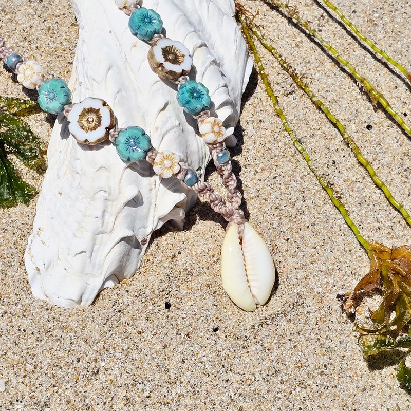 Cowrie Bloom Necklace - Sea Breeze Cowrie Bloom Necklace - Sea Breeze