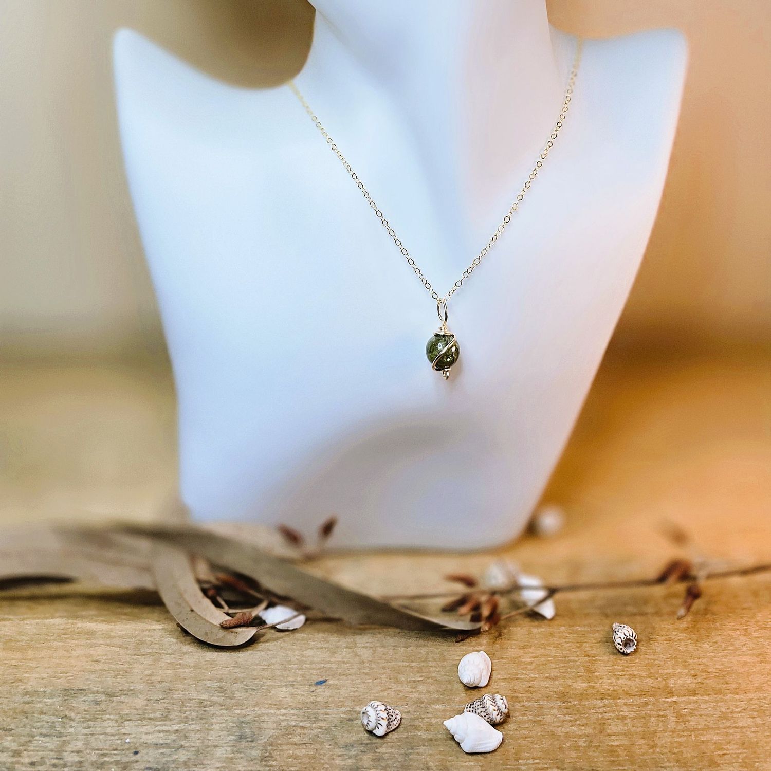 Dewdrop Necklace Dewdrop Necklace
