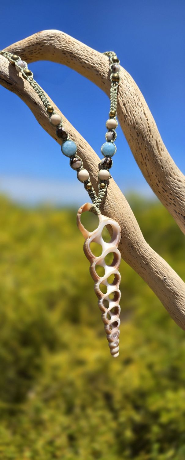 Ocean & Earth Necklace - Aquamarine