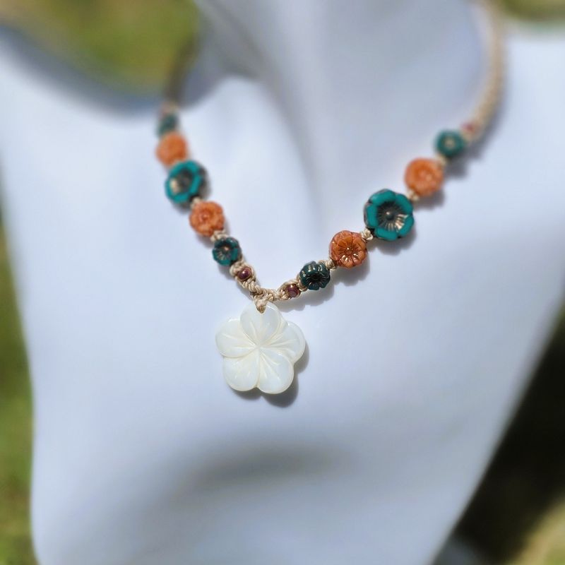 Mother of Pearl Necklace - Teal Dusk