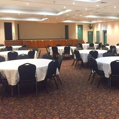 Manhattan Banquet Table 152 Round FL