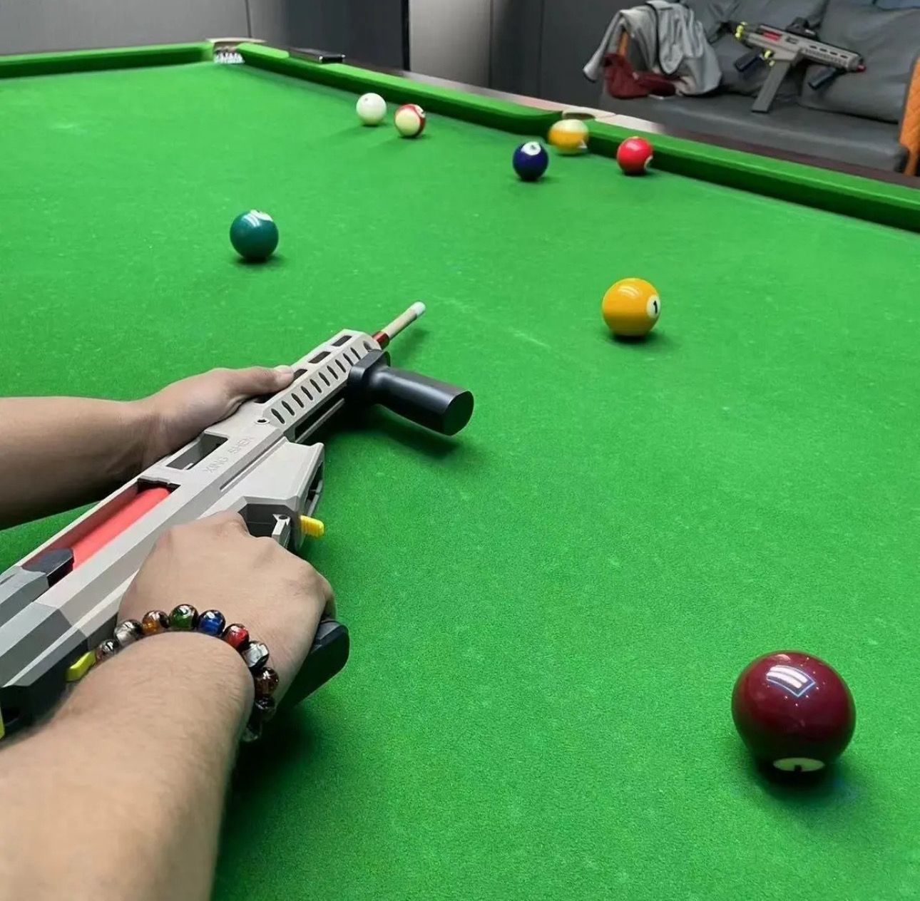 Shooting cannon toy gun for playing billiards