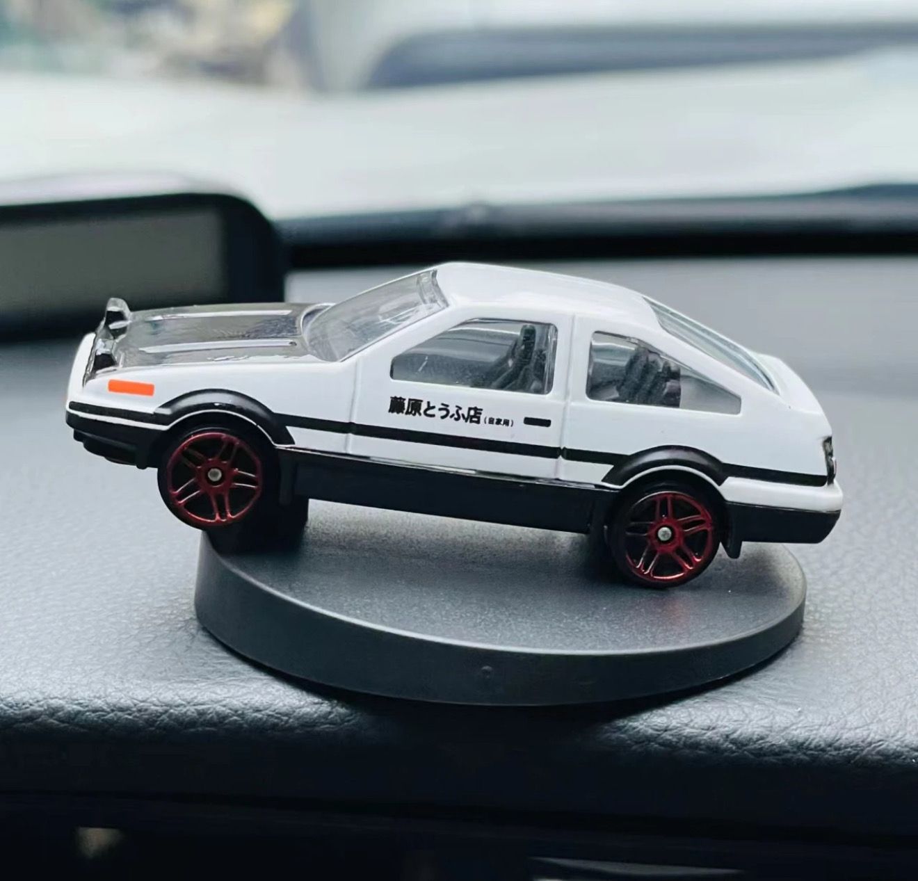 Mini Car Accessor