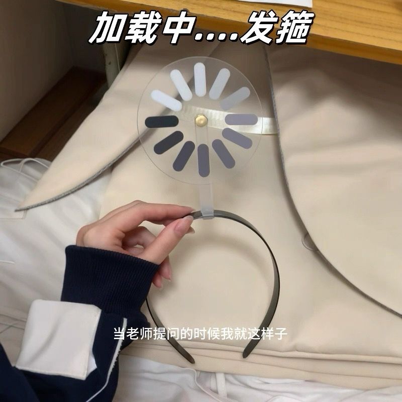 Funny Loading Hair Clip