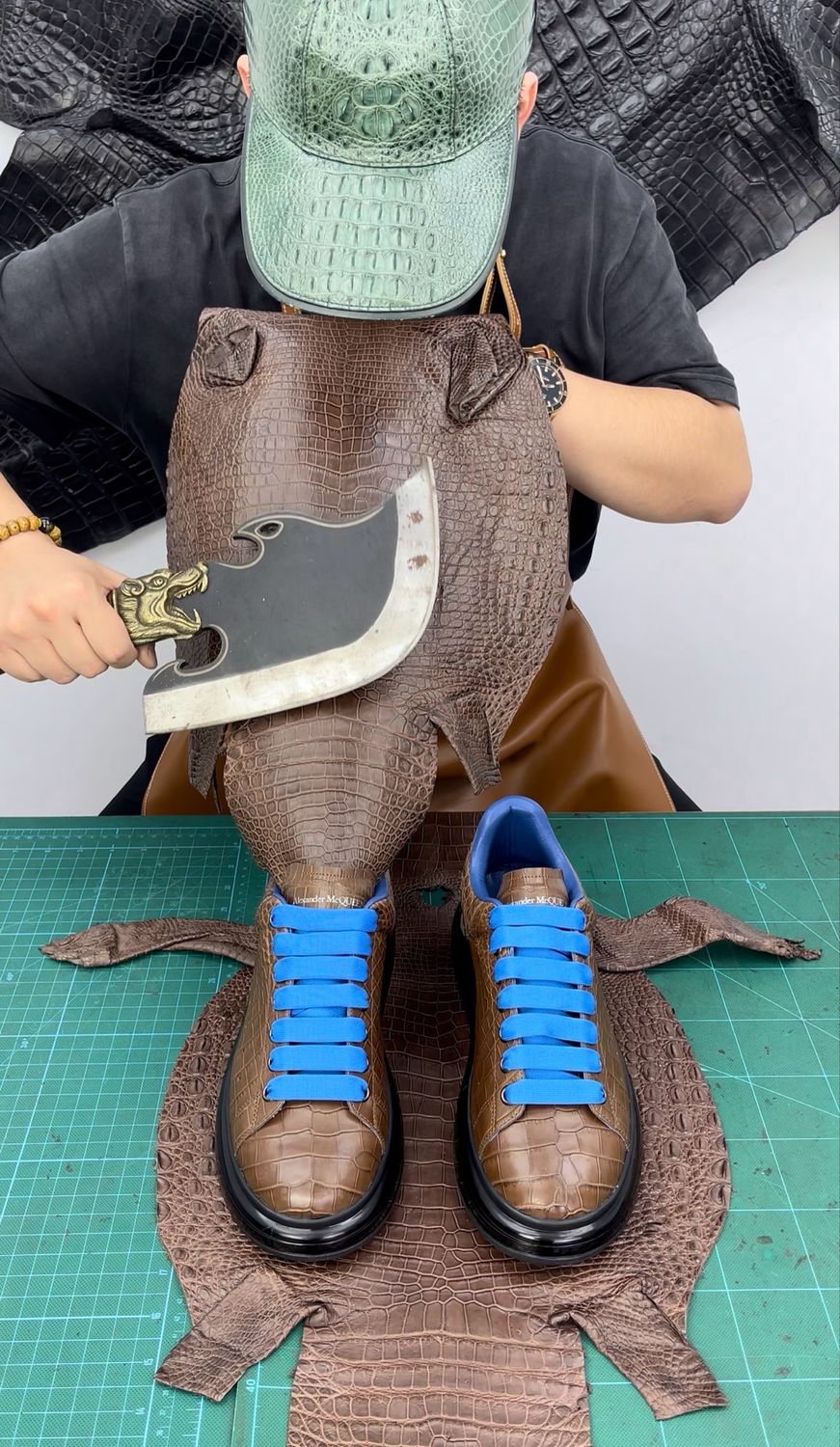 Crocodile Leather M&amp;Q Shoes for Men and Women