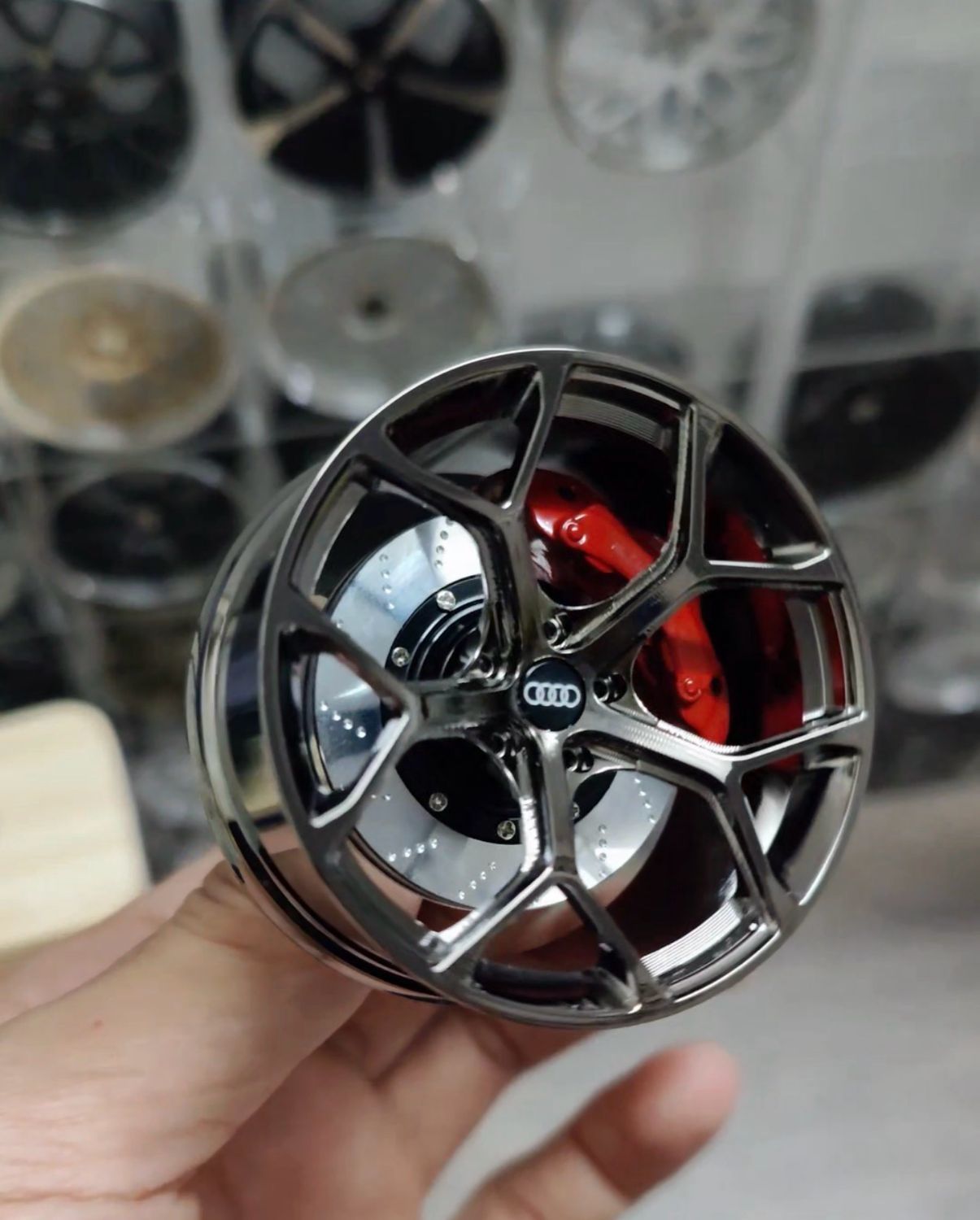 Mini Wheel Holder 🛞 With Parfum