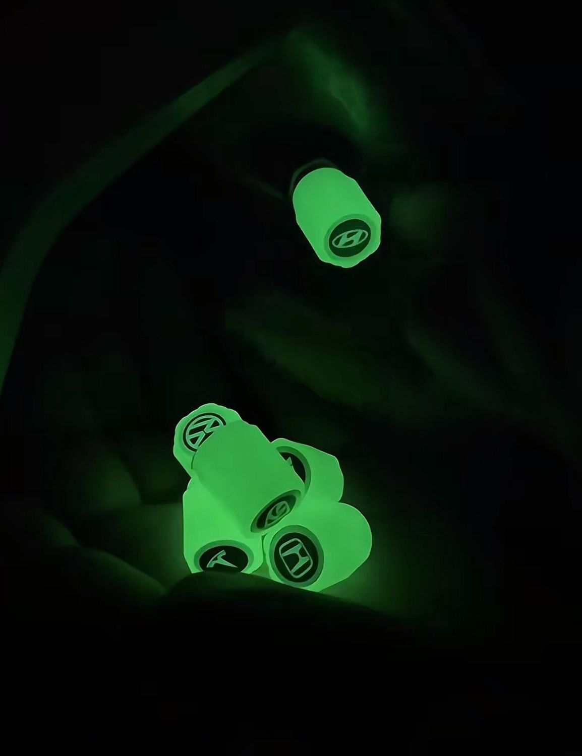Tire Luminous valve cap 8 pcs Universal For All Cars