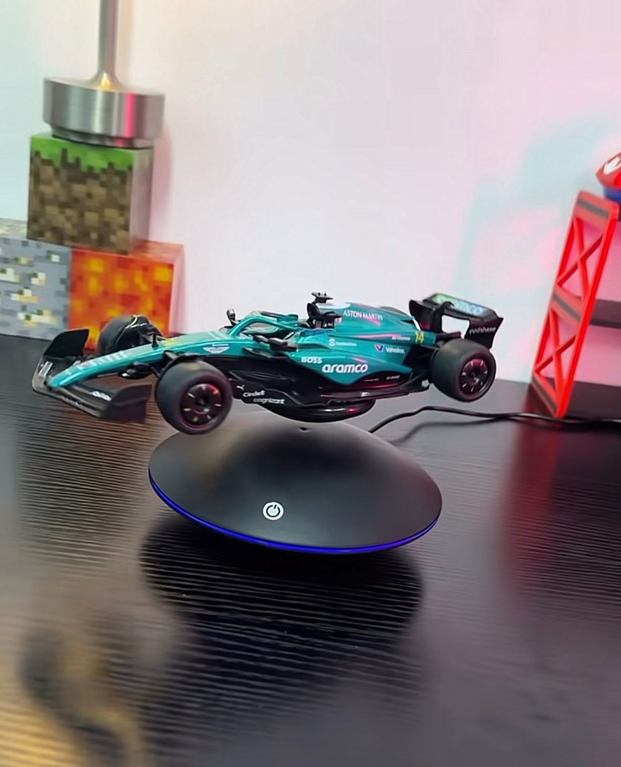 Car+Magnetic Levitation Ornaments Rotating Display ( Full Sets )