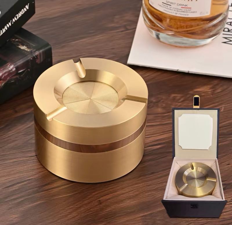 All-metal Cyber ​​Mechanical Ashtray High-end Creative Personalized Car Desktop Anti-Flying Ash Gift for Men