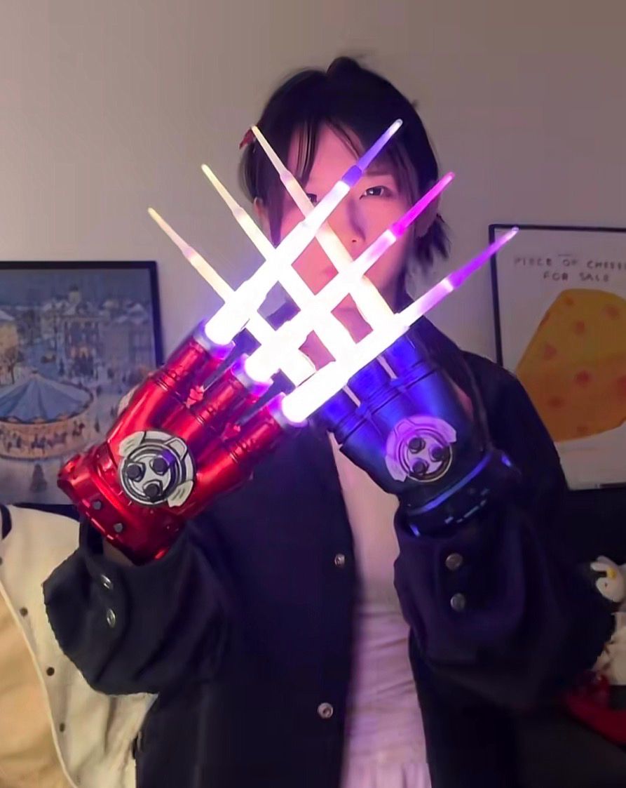 Claw With Led Sound Spark