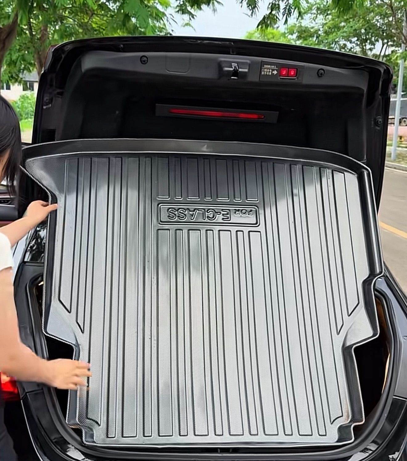 Car Trunk Carbon Mat ( Have For All Cars )