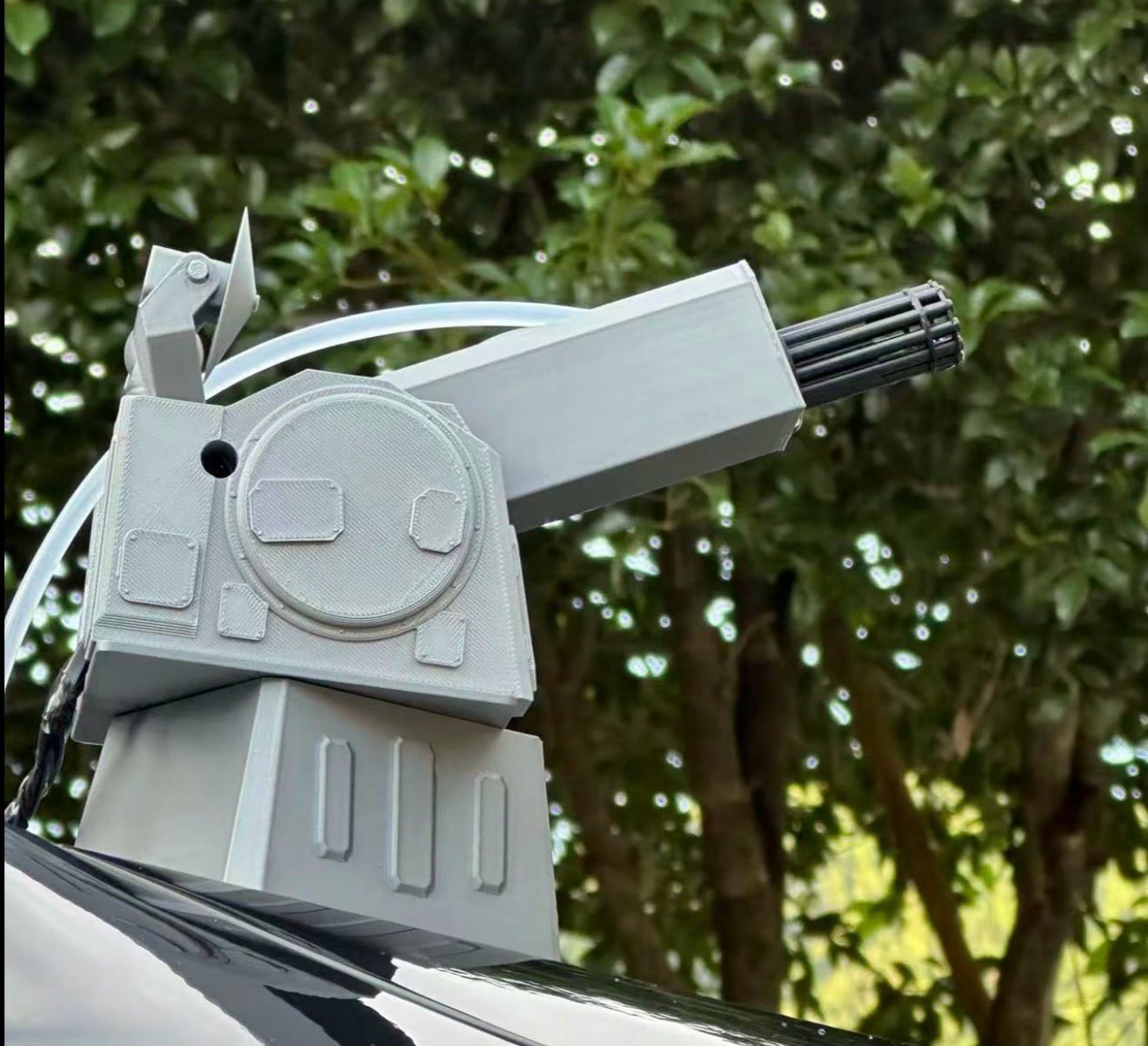 Customized remote-controlled gimbal water-spraying doll with Crayon Toy water splashing effect Safe For All Cars ( Best Gift 🎁 )